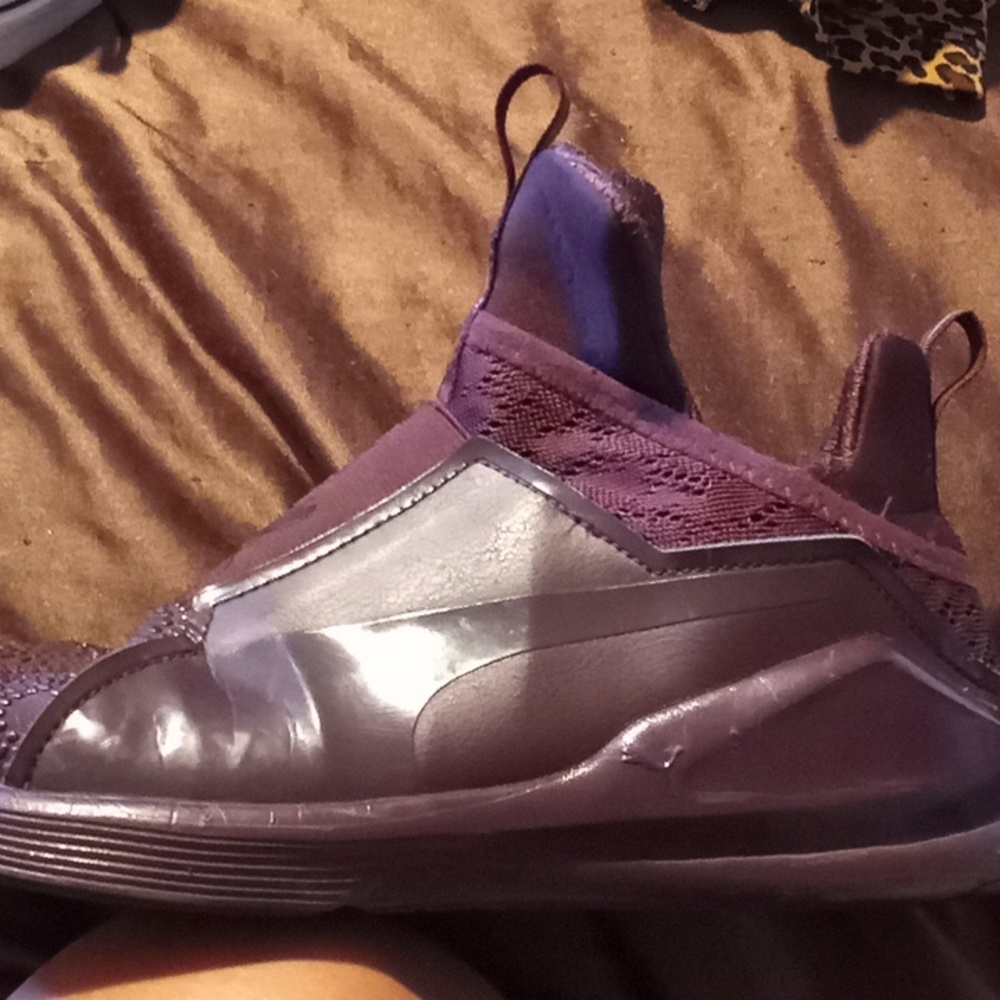 *PUMA Wine Kylie Jenners Fierce Sneakers* So unique!